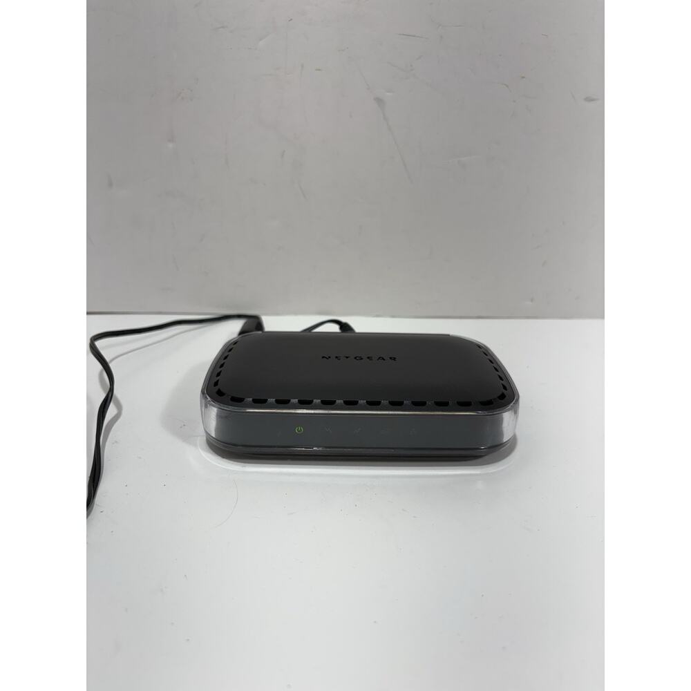 NETGEAR Cable Modem CM400 Compatible with Cable Providers - Picture 2 of 5